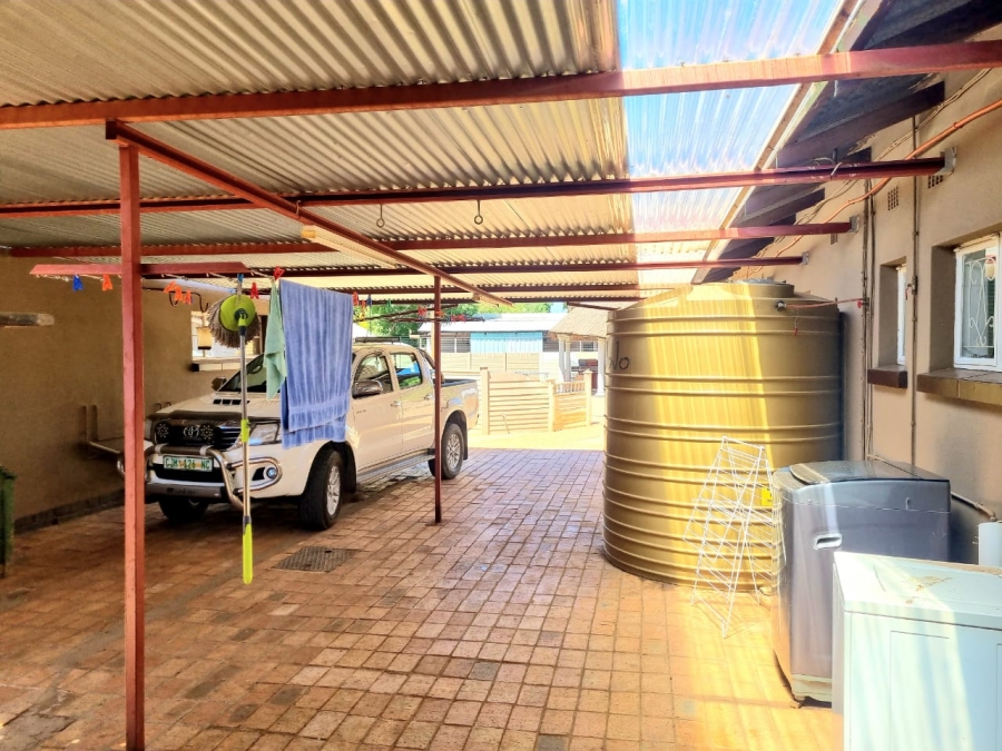 3 Bedroom Property for Sale in Hadison Park Northern Cape